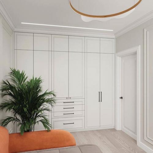 Спальня с яркими акцентами. 01