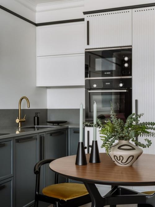 Евродвушка с большой кухней - гостиной и камерной спальней. 03