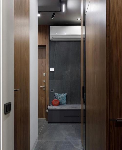 Простой, логичный интерьер, но при этом стильное и запоминающееся пространство. 08