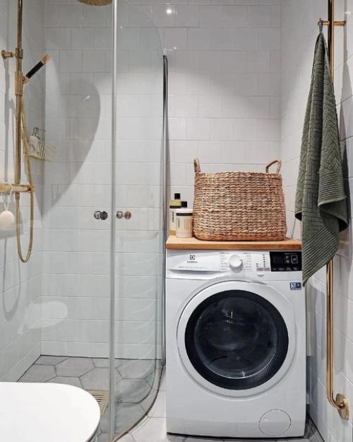 Роскошная квартира - студия, которая сочетает в себе современность и традиционные вневременные элементы классики. 06