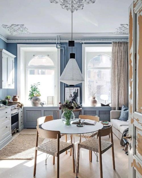 Роскошная квартира - студия, которая сочетает в себе современность и традиционные вневременные элементы классики. 03