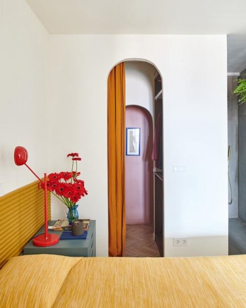 Светлая квартира с яркими акцентами. 01