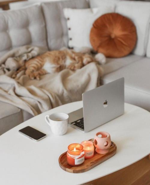 Прекрасная квартира в светлых оттенках. 01