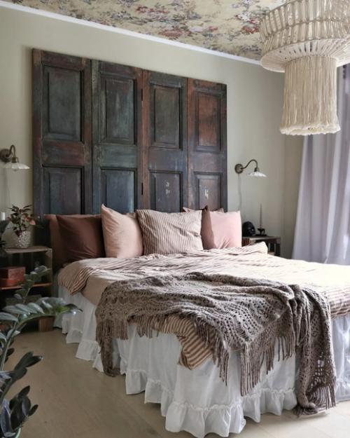 Хозяйка этого очаровательного дома точно знает секрет сочетания винтажного декора. 06