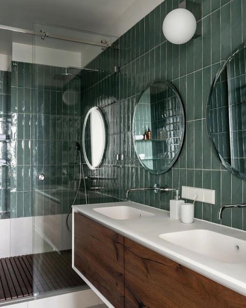 Большая площадь, свободно, много воздуха. 04