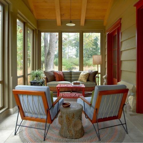 Остекление веранды - не только украшение загородного дома.