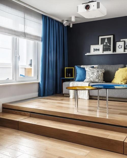 Хозяева малогабаритной московской однушки (36 м) мечтали превратить свою квартиру в многофункциональное и стильное пространство.