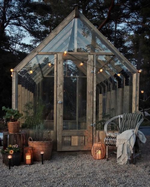 Хозяйка этого очаровательного дома точно знает секрет сочетания винтажного декора. 08