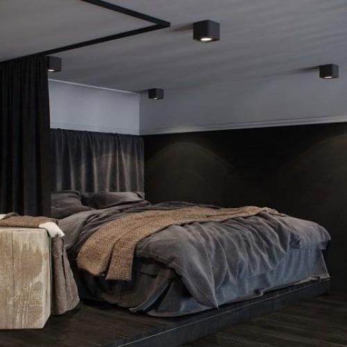 Несмотря на небольшую площадь квартиры в 24 квадратных метра, потолки достаточно высокие - 3, 8 метра. 02