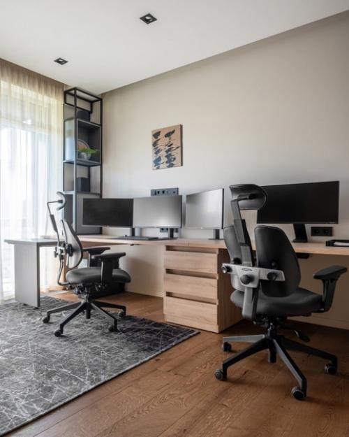 Классная квартира с маленькой кухней. 08