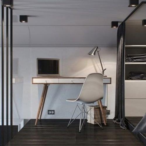 Несмотря на небольшую площадь квартиры в 24 квадратных метра, потолки достаточно высокие - 3, 8 метра. 07