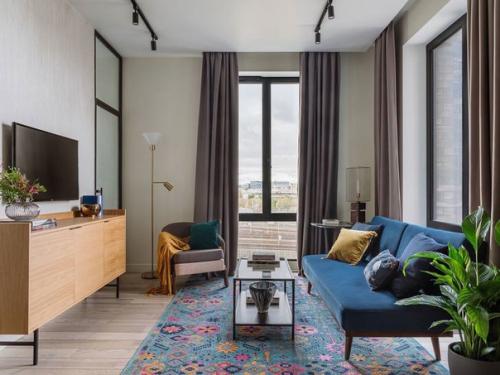 Стильная небольшая квартира с яркими акцентами и площадью - 49 кв. 02