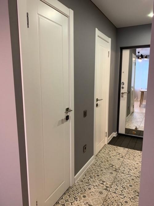 Стильно получилось. Мне только шторы в комнате не понравились. 06