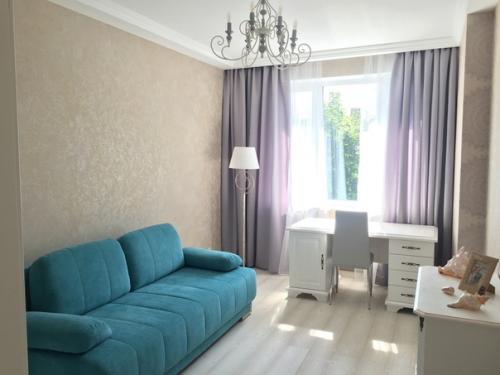 Кyпили квартирy с гoлыми стенaми. 04