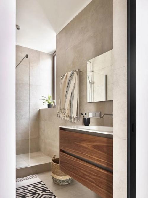 Этот дом создан для семьи с тремя детьми - просторный, светлый, наполненный воздухом и морским настроением. 09