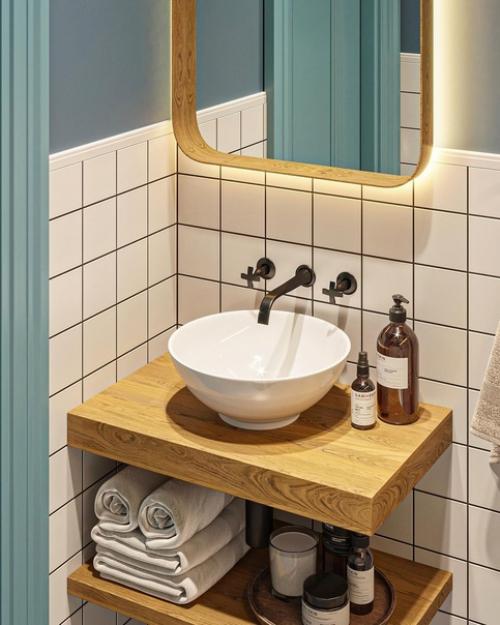 Санузел площадью почти 2 кв. 01