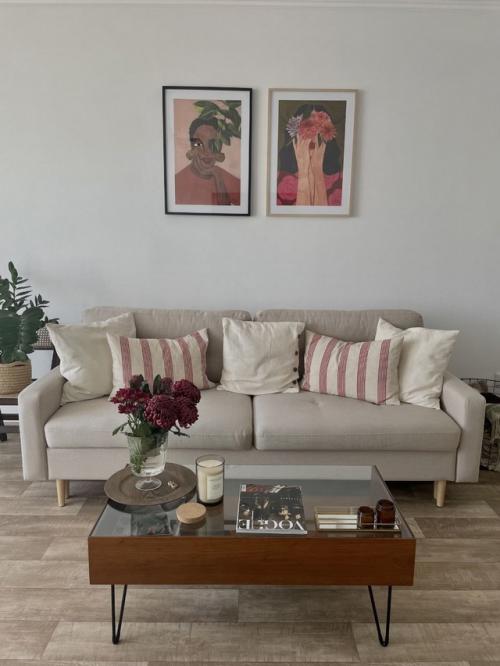 Эта квартира начиналась с типовой отделки от застройщика - голые стены, базовый пол, минимум характера. 05