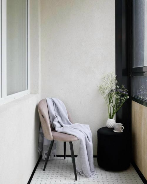 Перед нами - небольшая, но очень функциональная квартира площадью 37 кв. 06