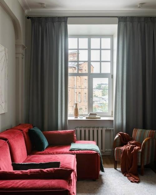 Это история о том, как архитектурное наследие прошлого может стать основой для уютного, современного и по-настоящему личного пространства. 06