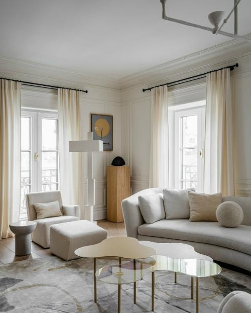 Интерьер этого пространства словно наполнен воздухом. 01