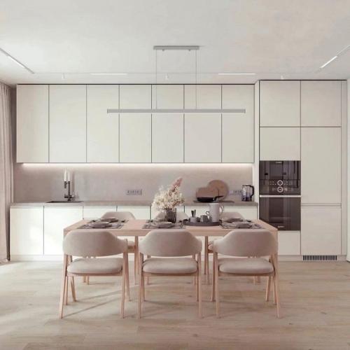 Интерьер кухни - гостиной в загородном доме. 01