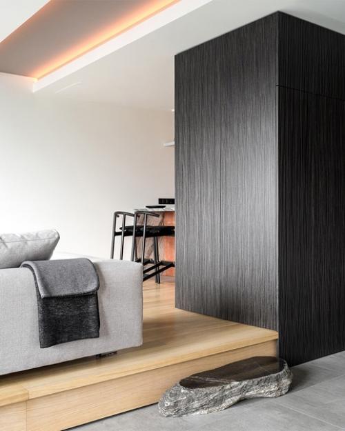 Интерьер квартиры, созданный на контрастах. 07