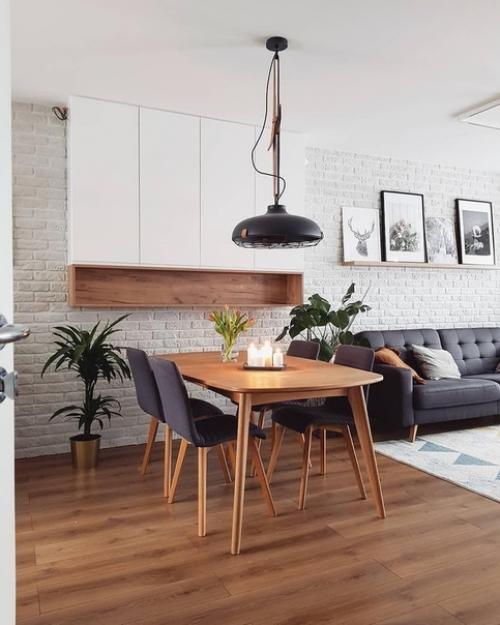 Нам с мужем очень нравится сочетание белого и дерева. 04