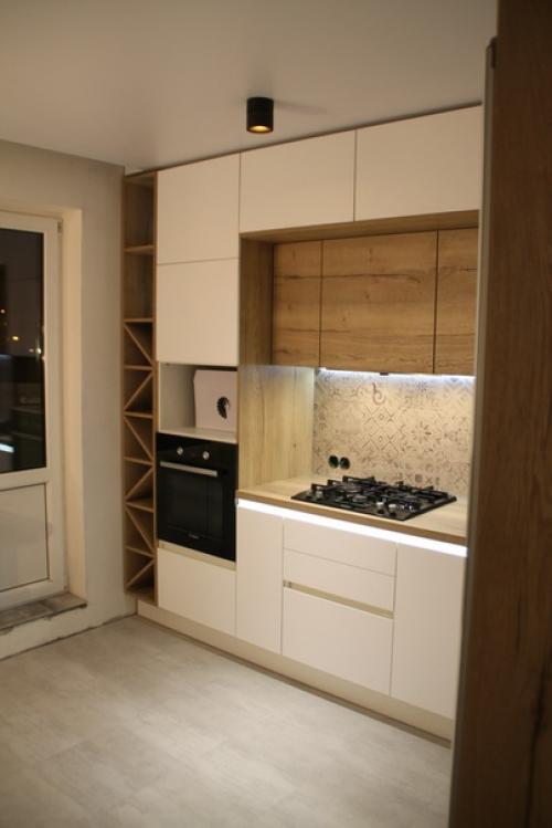 Уже почти доделали нашу кухню. 02