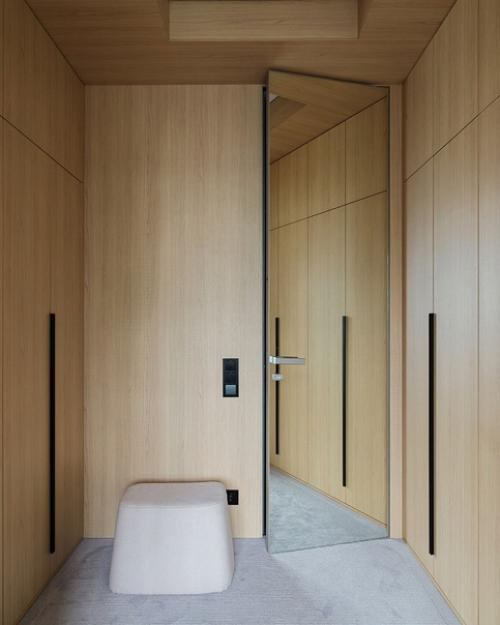 Интерьер квартиры, созданный на контрастах. 02