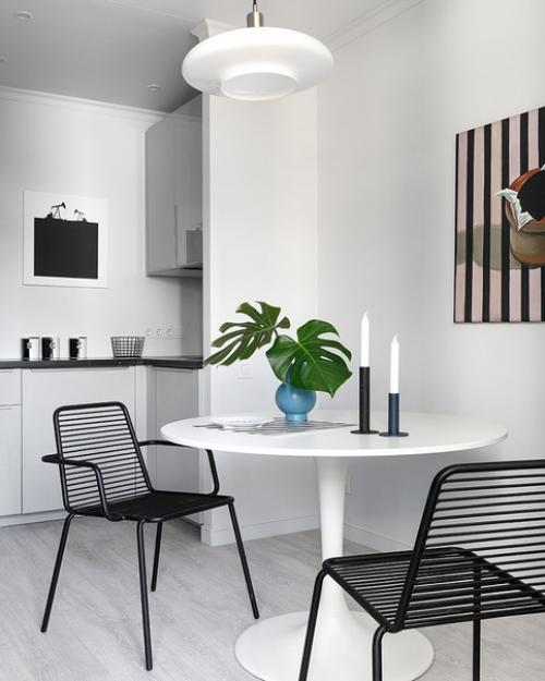 Светлая квартира с голубыми оттенками. 05