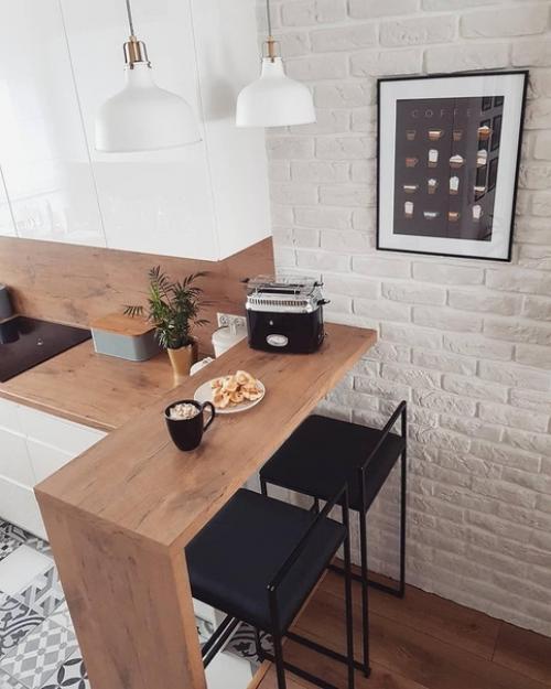 Нам с мужем очень нравится сочетание белого и дерева. 01