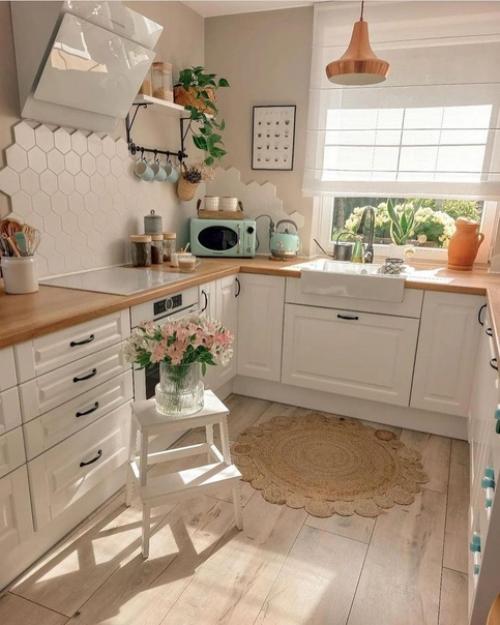 Каждый кухню делает под свои запросы. 04