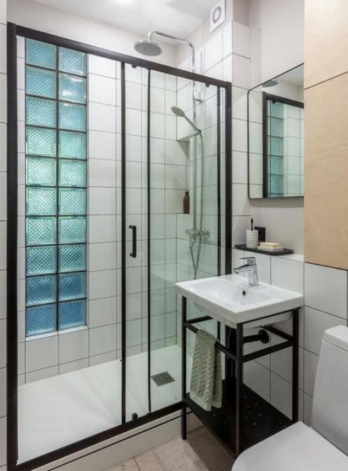 Как показывает опыт дизайнеров, советские типовые квартиры не хуже других годятся, чтобы при помощи интерьера впечатлять жильцов и гостей. 07