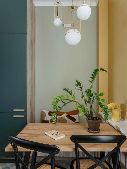 Эта квартира - пример того, как можно вдохнуть жизнь даже в самые запущенные интерьеры. 08