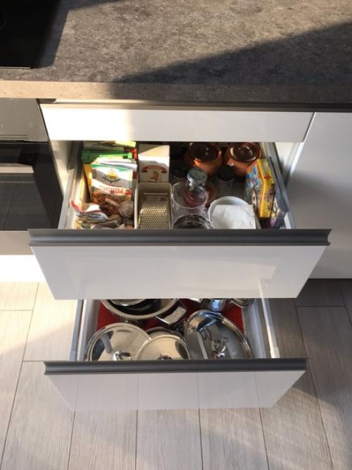 Наша кухня.  Как и хотели без верхних шкафов. 08