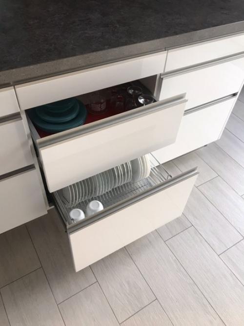 Наша кухня.  Как и хотели без верхних шкафов. 06