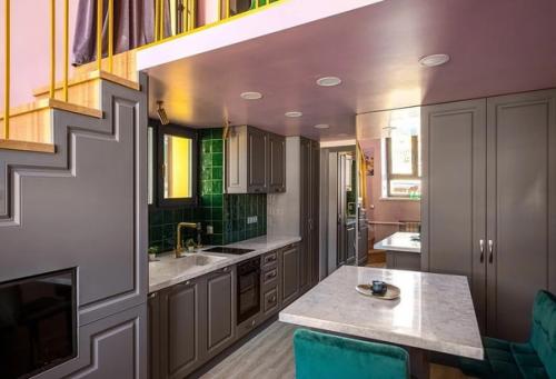 Двухуровневая квартира, площадью - 28, 6 кв.