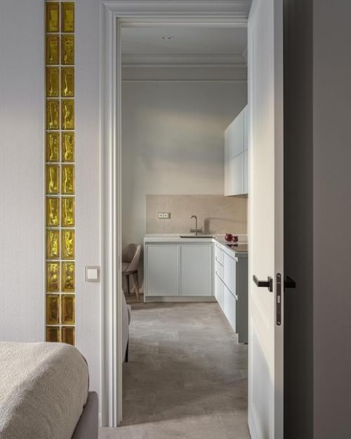 Интерьер квартиры в светлых тонах. 06