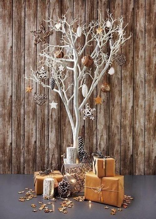 Обычное дерево вместо елочки!