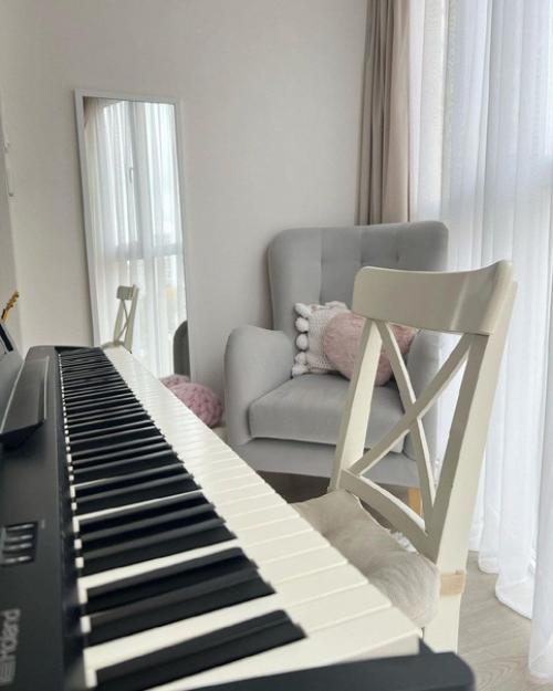 Детская комната в светлых оттенках, для девочки - подростка. 04