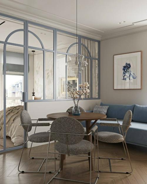 Однушка со сложной планировкой превратилась в по-настоящему элегантное пространство, где каждый метр работает на комфорт и красоту. 02