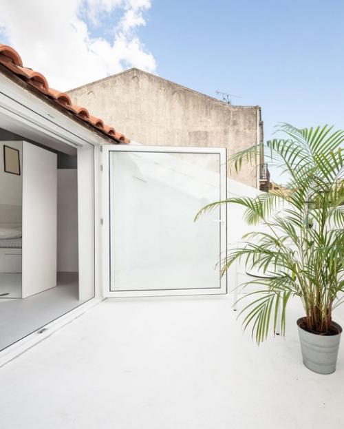 Минималистичный дизайн с безупречным вниманием к деталям при ограниченном пространстве и бюджете. 08