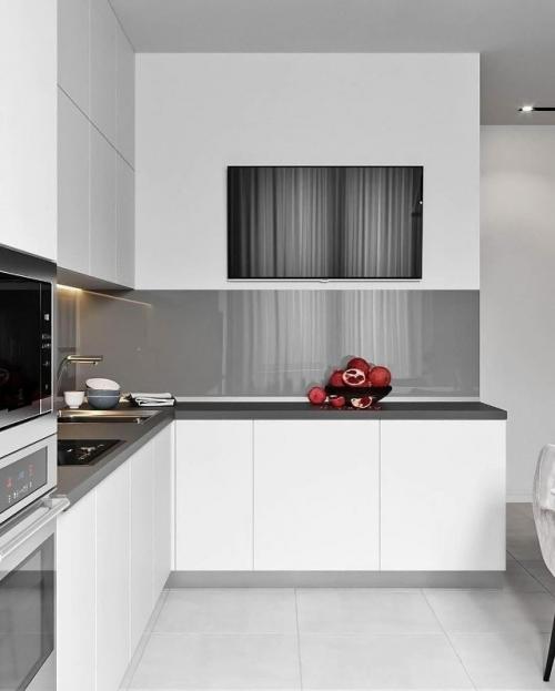 Этот интерьер построен на ощущении спокойствия, чистоты и продуманной сдержанности.  