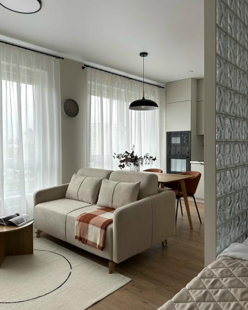 Неплохая квартира, правда? 07