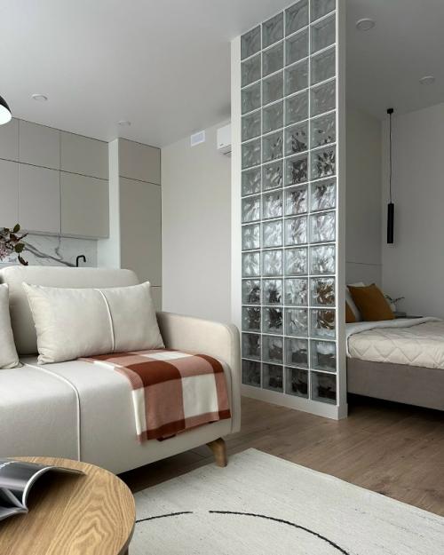 Неплохая квартира, правда? 08