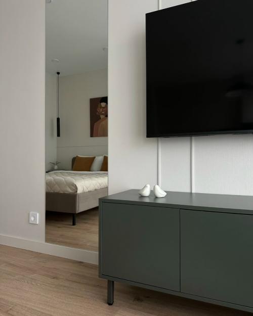 Неплохая квартира, правда? 01