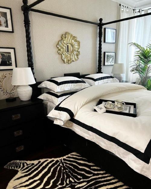Спальня в черно-белых тонах для любого пола и возраста подойдет. 01