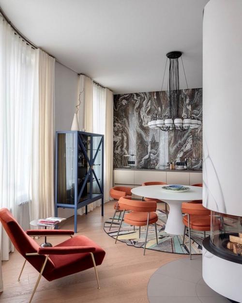 Светлая, солнечная и просторная, с возможностью спроектировать камин. 01