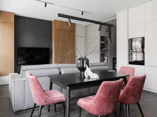 Дизайнеры сложили объемно - пространственную композицию из простых геометрических форм в светлых тонах. 03