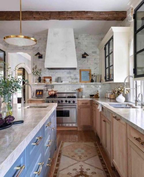 Просторная кухня с островом. 02 Просторная кухня с островом. 02